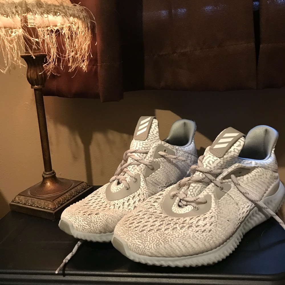 Adidas alpha bounce